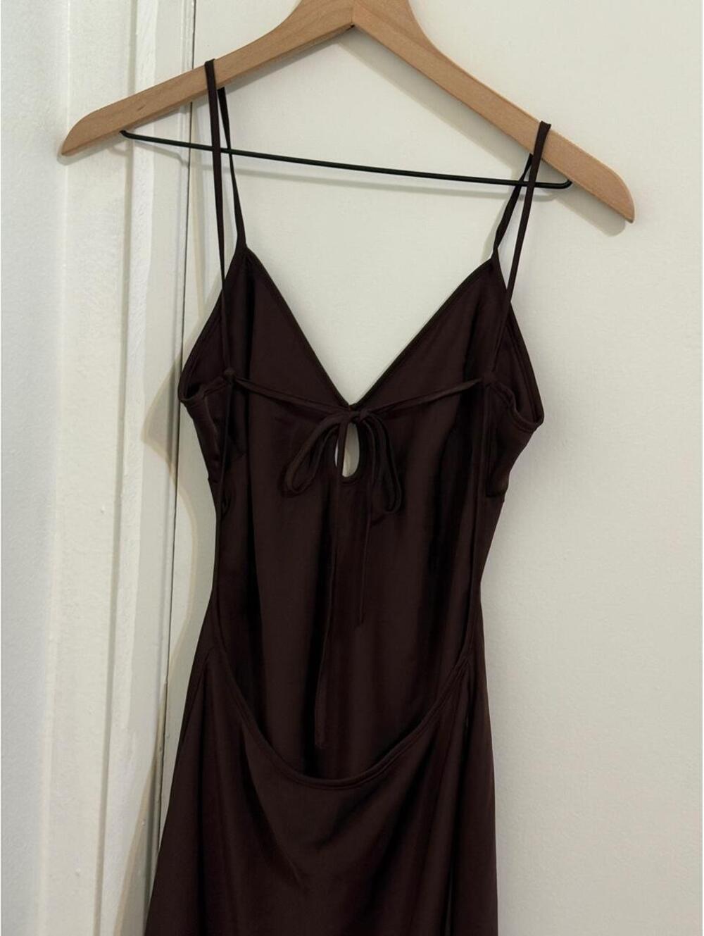 Aritzia Viral Duskfall Dress | rich mocha brown 🐻✨| Size M - Picture 3 of 7